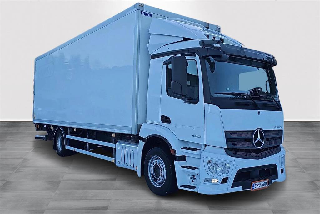 Mercedes-Benz ACTROS 5 1832 LNR 4x2 8,5n Fokor Ksa-umpikori - Koffer LKW: das Bild 3 Mercedes-Benz ACTROS 5 1832 LNR 4x2 8,5n Fokor Ksa-umpikori - Koffer LKW: das Bild 3
