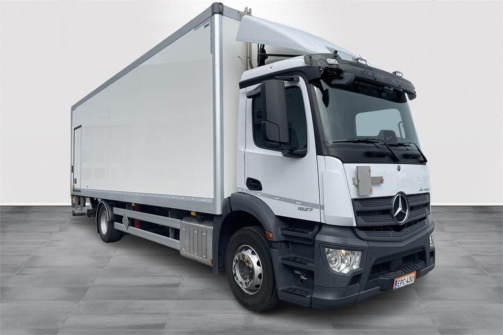 Mercedes-Benz Actros 1827 4x2 8,7m umpikori+PL nostin - Isotherm LKW: das Bild 2 Mercedes-Benz Actros 1827 4x2 8,7m umpikori+PL nostin - Isotherm LKW: das Bild 2
