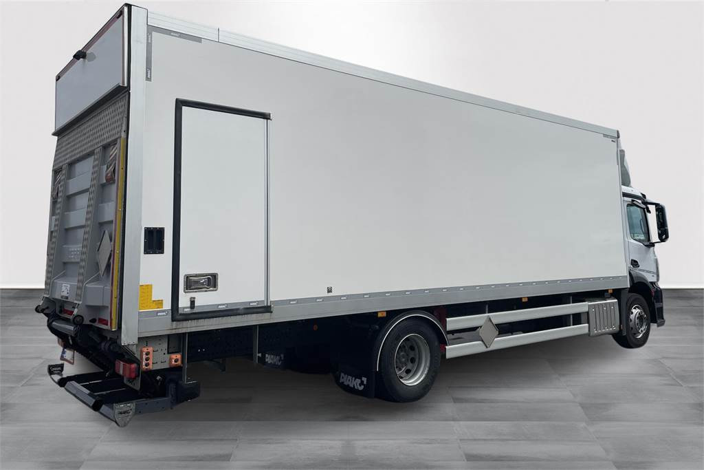 Mercedes-Benz Actros 1827 4x2 8,7m umpikori+PL nostin - Isotherm LKW: das Bild 4 Mercedes-Benz Actros 1827 4x2 8,7m umpikori+PL nostin - Isotherm LKW: das Bild 4