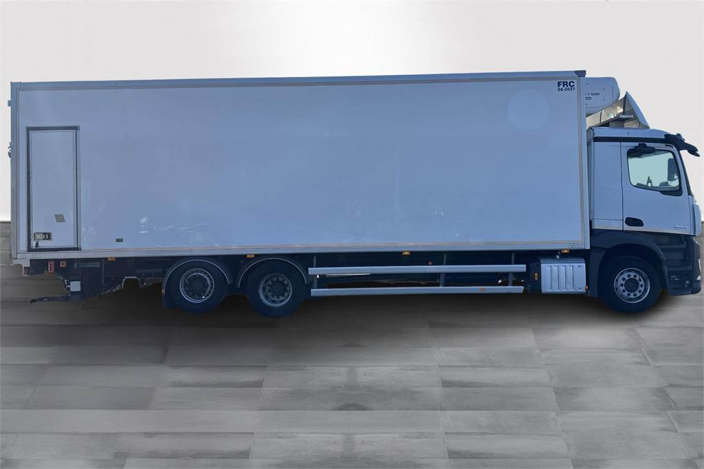 Mercedes-Benz Actros 2553L FRC 9,9m FRC 06/2027 - Isotherm LKW: das Bild 5 Mercedes-Benz Actros 2553L FRC 9,9m FRC 06/2027 - Isotherm LKW: das Bild 5