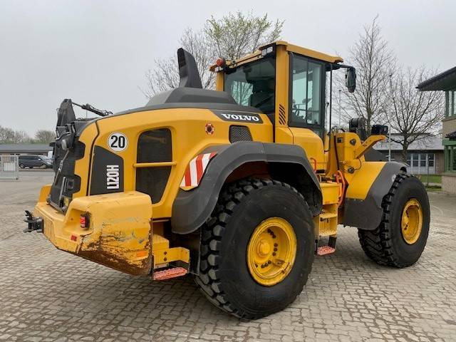Volvo L 120 H A/C, BSS, ZSA, 3. Kr., SW (12005212) - Radlader: das Bild 4 Volvo L 120 H A/C, BSS, ZSA, 3. Kr., SW (12005212) - Radlader: das Bild 4