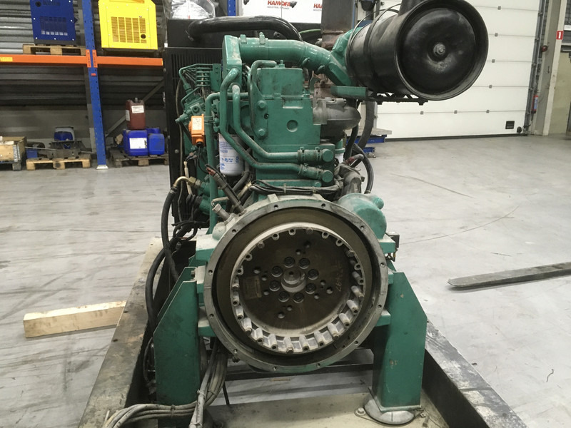 Cummins 6CTA8.3-G2 CPL2219 USED - Baumaschine: das Bild 3 Cummins 6CTA8.3-G2 CPL2219 USED - Baumaschine: das Bild 3