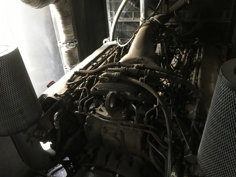 MTU 12V1600G10F GENERATOR 700KVA USED - Stromgenerator: das Bild 3 MTU 12V1600G10F GENERATOR 700KVA USED - Stromgenerator: das Bild 3