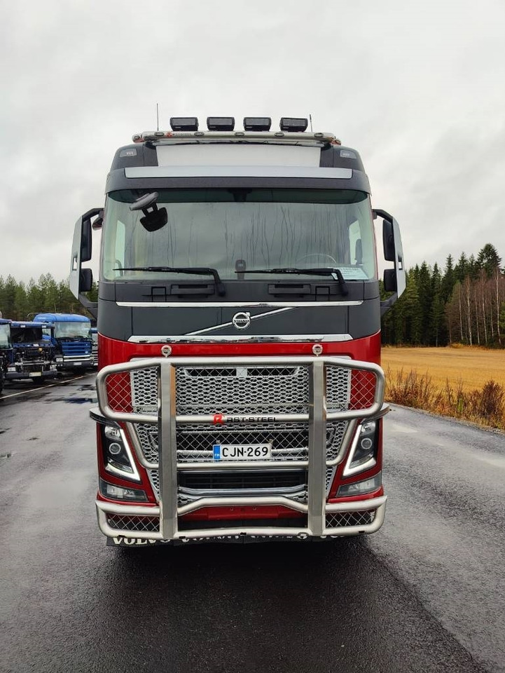 Volvo FH 16 750 - Holztransporter: das Bild 5 Volvo FH 16 750 - Holztransporter: das Bild 5