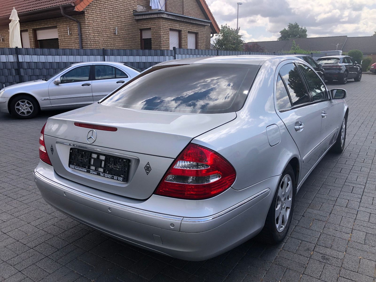 Mercedes-Benz E 240 E -Klasse Lim. Elegance - Limousine: das Bild 2 Mercedes-Benz E 240 E -Klasse Lim. Elegance - Limousine: das Bild 2