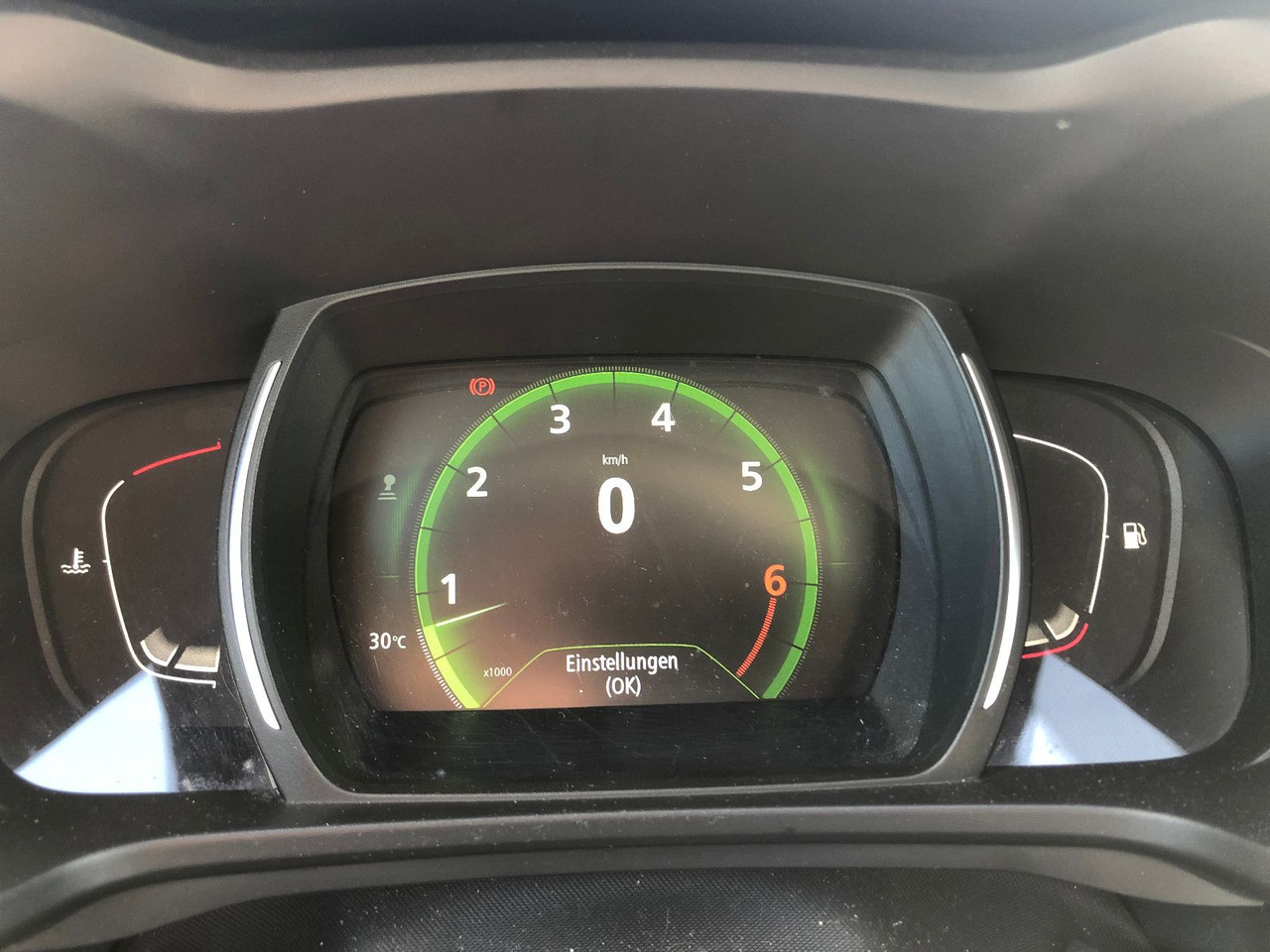 SUV/ Geländewagen Renault Kadjar 1.2i Life: das Bild 25