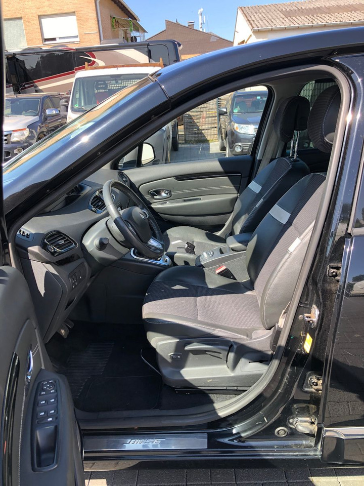 Personentransporter Renault Scenic  Grand 2.0 dCi 150 BOSE Edition,Automatik: das Bild 9