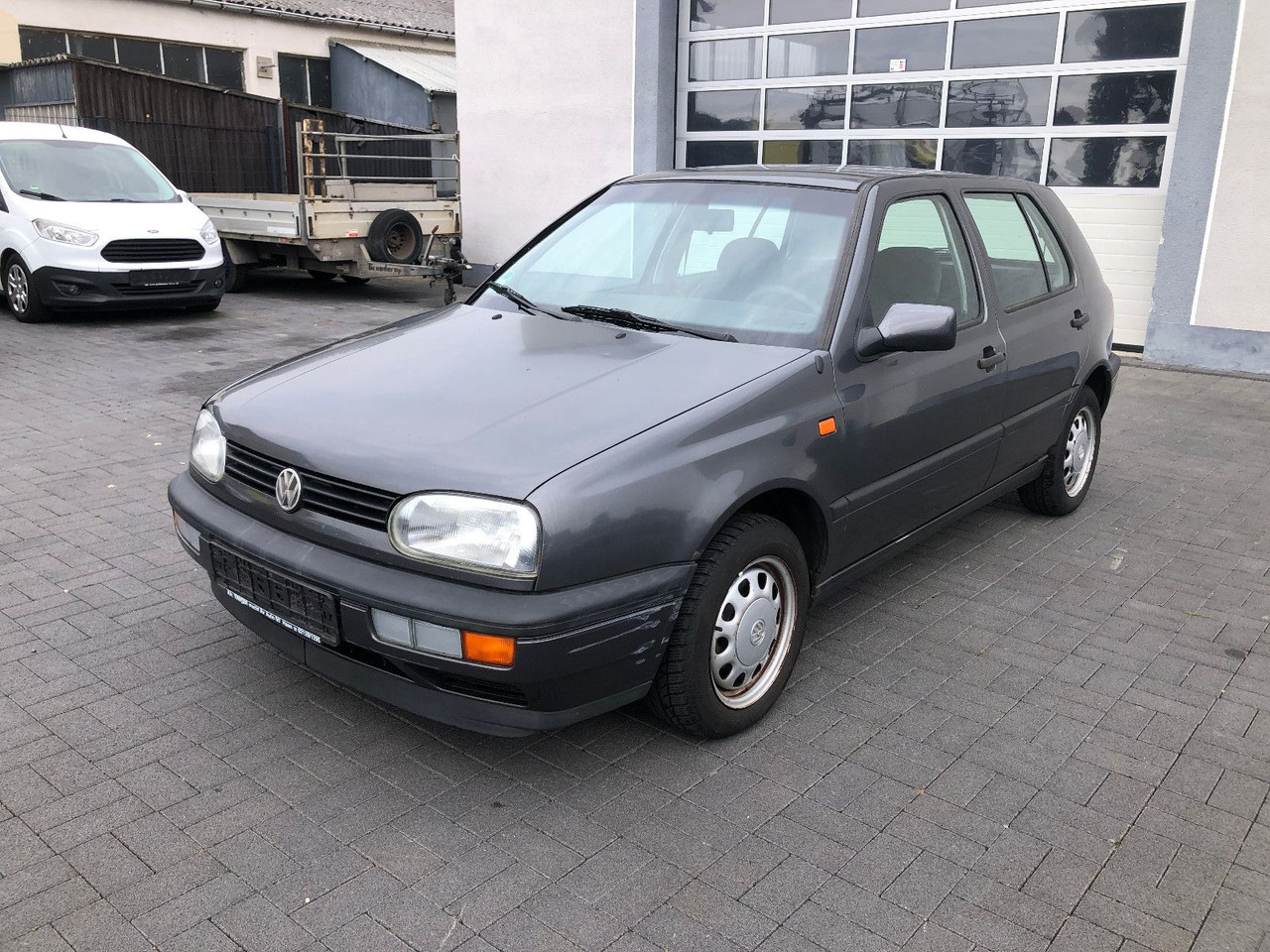 Volkswagen Golf 1.8 GL Klima - Limousine: das Bild 3 Volkswagen Golf 1.8 GL Klima - Limousine: das Bild 3