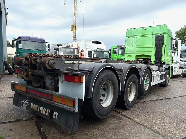 DAF XF 105.460 8x2 CHASSIS WITH MULTILIFT SYSTEM (ZF16 MANUAL GEARBOX / MX-BRAKE / 9.000 KG. FRONT-AXLE / LIFT-AXLES / FRIDGE / ETC. - Containerwagen/ Wechselfahrgestell LKW: das Bild 3 DAF XF 105.460 8x2 CHASSIS WITH MULTILIFT SYSTEM (ZF16 MANUAL GEARBOX / MX-BRAKE / 9.000 KG. FRONT-AXLE / LIFT-AXLES / FRIDGE / ETC. - Containerwagen/ Wechselfahrgestell LKW: das Bild 3