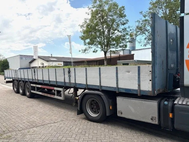 LAG 0-3-39-L 3-AXLE 13.60M. OPEN TRAILER WITH ALUMINIUM SIDE BORDS (FULL STEEL CHASSIS / DRUM BRAKES / ABS-BRAKE SYSTEM / WOODEN FLO - Pritschenauflieger/ Plattformauflieger: das Bild 2 LAG 0-3-39-L 3-AXLE 13.60M. OPEN TRAILER WITH ALUMINIUM SIDE BORDS (FULL STEEL CHASSIS / DRUM BRAKES / ABS-BRAKE SYSTEM / WOODEN FLO - Pritschenauflieger/ Plattformauflieger: das Bild 2