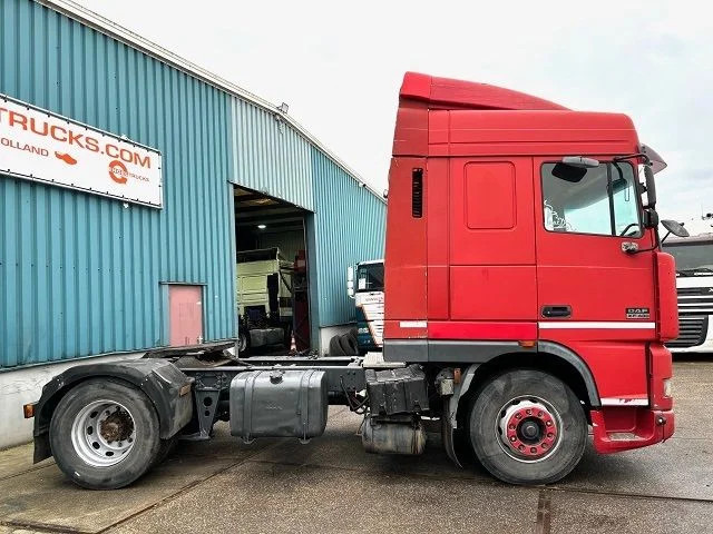 DAF 95.480 XF SPACECAB (EURO 3 / ZF16 MANUAL GEARBOX / 2x DIESELTANK / AIRCONDITIONING) - Sattelzugmaschine: das Bild 4 DAF 95.480 XF SPACECAB (EURO 3 / ZF16 MANUAL GEARBOX / 2x DIESELTANK / AIRCONDITIONING) - Sattelzugmaschine: das Bild 4