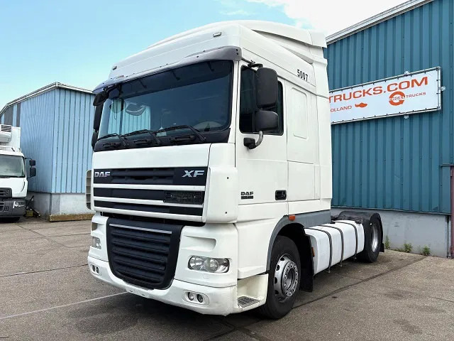 DAF XF 105.460 SPACECAB (2 IDENTICAL UNITS AVAILBLE) (ZF16 MANUAL GEARBOX / MX-BRAKE / 870+430 LITER TANK / FRIDGE / AIRCONDITIONING - Sattelzugmaschine: das Bild 1 DAF XF 105.460 SPACECAB (2 IDENTICAL UNITS AVAILBLE) (ZF16 MANUAL GEARBOX / MX-BRAKE / 870+430 LITER TANK / FRIDGE / AIRCONDITIONING - Sattelzugmaschine: das Bild 1