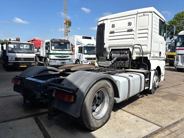 MAN TGA 18.410 BLS XL (6-CILINDERHEADS) (ZF16 MANUAL GEARBOX / ZF-INTARDER / P.T.O.) - Sattelzugmaschine: das Bild 3 MAN TGA 18.410 BLS XL (6-CILINDERHEADS) (ZF16 MANUAL GEARBOX / ZF-INTARDER / P.T.O.) - Sattelzugmaschine: das Bild 3