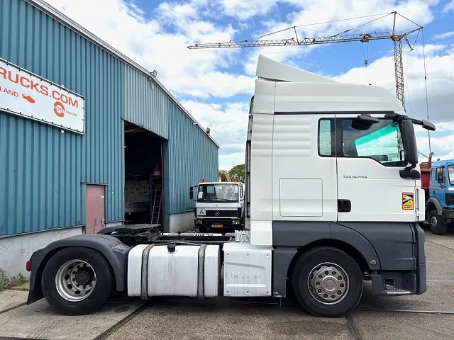 MAN TGX 18.440 BLS XLX (ZF16 MANUAL GEARBOX / 2x DIESELTANK / AIRCONDITIONING / ELECTRICAL MAINSWITCH / FRIDGE / EURO 6) - Sattelzugmaschine: das Bild 4 MAN TGX 18.440 BLS XLX (ZF16 MANUAL GEARBOX / 2x DIESELTANK / AIRCONDITIONING / ELECTRICAL MAINSWITCH / FRIDGE / EURO 6) - Sattelzugmaschine: das Bild 4