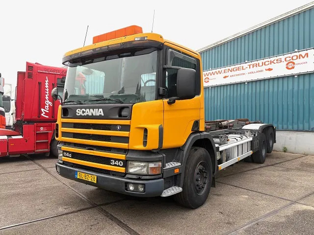 Scania P114-340 6x2 WITH MULTILIFT CONTAINERSYSTEM ONLY 80.500 KM!! ORIGINAL (10 TIRES / FULL STEEL SUSPENSION / 12 GEARS MANUAL GEARBO - Containerwagen/ Wechselfahrgestell LKW: das Bild 1 Scania P114-340 6x2 WITH MULTILIFT CONTAINERSYSTEM ONLY 80.500 KM!! ORIGINAL (10 TIRES / FULL STEEL SUSPENSION / 12 GEARS MANUAL GEARBO - Containerwagen/ Wechselfahrgestell LKW: das Bild 1