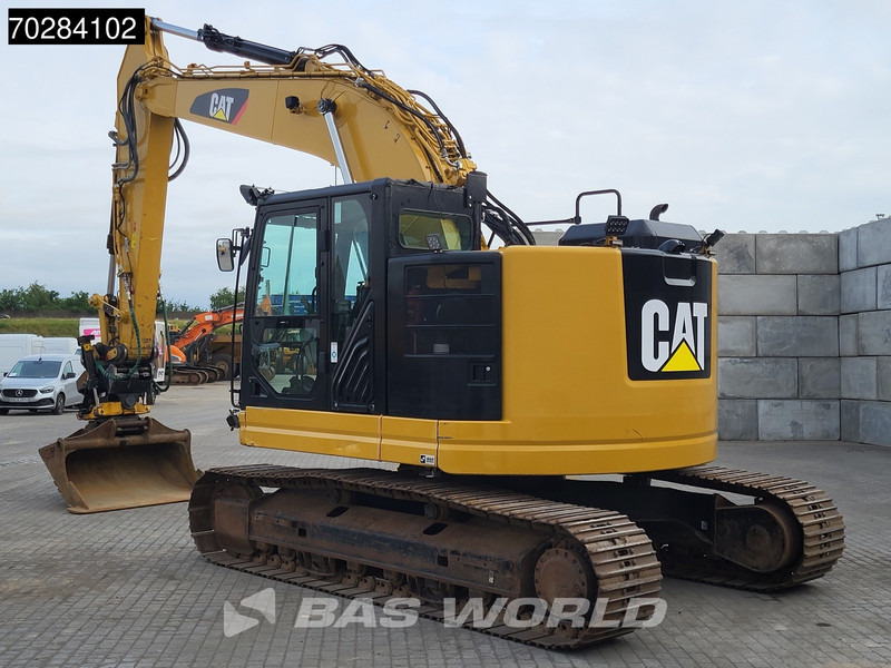 Caterpillar 325 FL CR - Kettenbagger: das Bild 2 Caterpillar 325 FL CR - Kettenbagger: das Bild 2