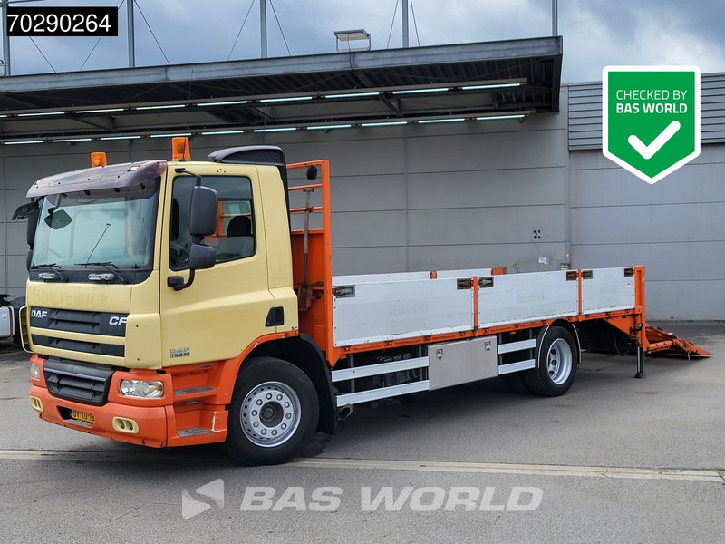 DAF CF75.310 4X2 19tons NL-Truck machine transporter Hydraulic Ramp Automatic Euro 4 - Autotransporter LKW: das Bild 1 DAF CF75.310 4X2 19tons NL-Truck machine transporter Hydraulic Ramp Automatic Euro 4 - Autotransporter LKW: das Bild 1