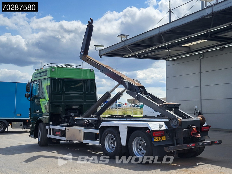 DAF XF 460 XF 6X2 NL-Truck VDL S-25-6400 Hooklift Liftaxle Manual Navi ACC Euro 6 - Abrollkipper: das Bild 2 DAF XF 460 XF 6X2 NL-Truck VDL S-25-6400 Hooklift Liftaxle Manual Navi ACC Euro 6 - Abrollkipper: das Bild 2