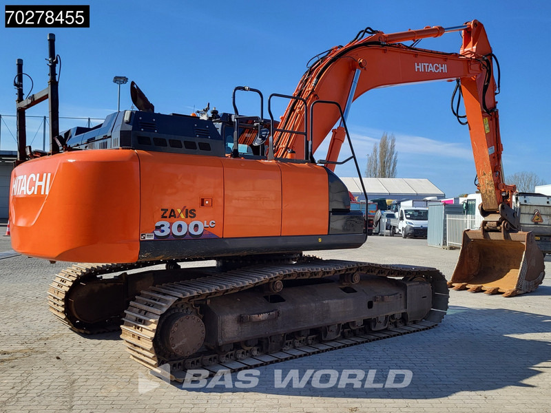 Hitachi ZX300 LC -6 - Kettenbagger: das Bild 5 Hitachi ZX300 LC -6 - Kettenbagger: das Bild 5