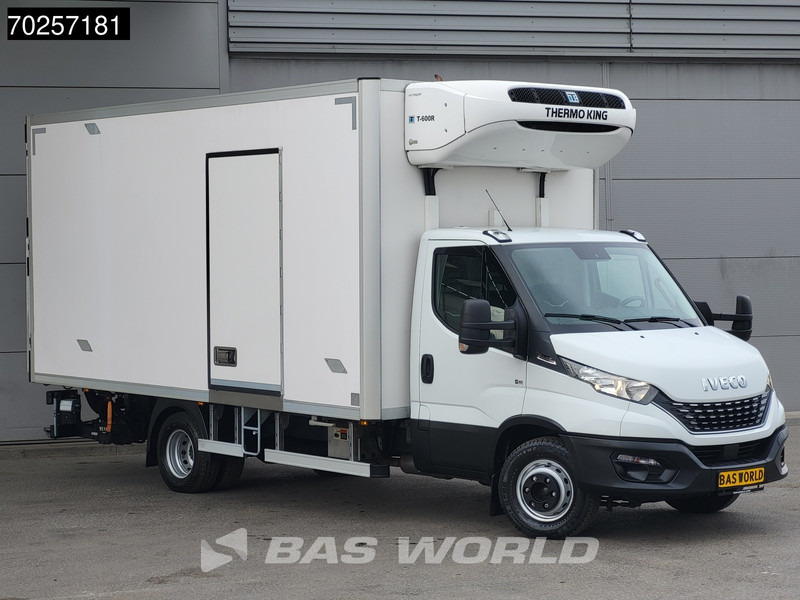 Iveco Daily 72C21 3.0L Koelwagen Laadklep Thermo King T-600R 380V Luchtvering Koelwagen Airco Cruise Camera Koeler Koel Kühlwagen 28m3 A/C C - Kühltransporter: das Bild 5 Iveco Daily 72C21 3.0L Koelwagen Laadklep Thermo King T-600R 380V Luchtvering Koelwagen Airco Cruise Camera Koeler Koel Kühlwagen 28m3 A/C C - Kühltransporter: das Bild 5