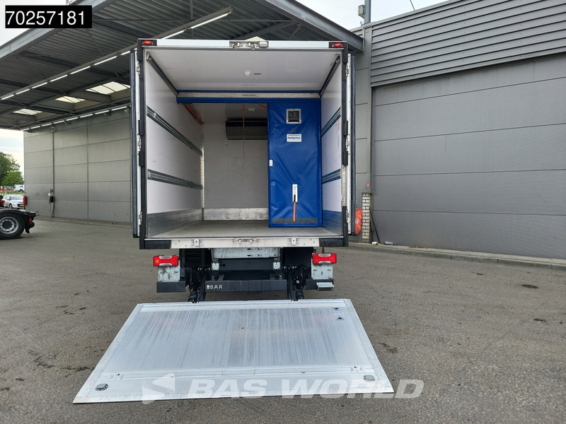 Iveco Daily 72C21 3.0L Koelwagen Laadklep Thermo King T-600R 380V Luchtvering Koelwagen Airco Cruise Camera Koeler Koel Kühlwagen 28m3 A/C C - Kühltransporter: das Bild 3 Iveco Daily 72C21 3.0L Koelwagen Laadklep Thermo King T-600R 380V Luchtvering Koelwagen Airco Cruise Camera Koeler Koel Kühlwagen 28m3 A/C C - Kühltransporter: das Bild 3