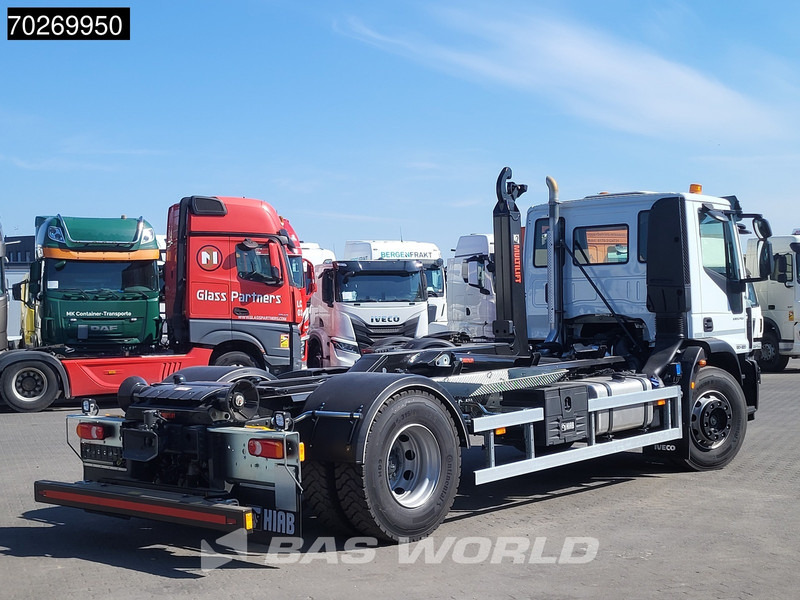Iveco Eurocargo 180E320 4X2 NEW! 14tons Hiab Multilift ULT14S51 ACC Euro 6 - Abrollkipper: das Bild 5 Iveco Eurocargo 180E320 4X2 NEW! 14tons Hiab Multilift ULT14S51 ACC Euro 6 - Abrollkipper: das Bild 5