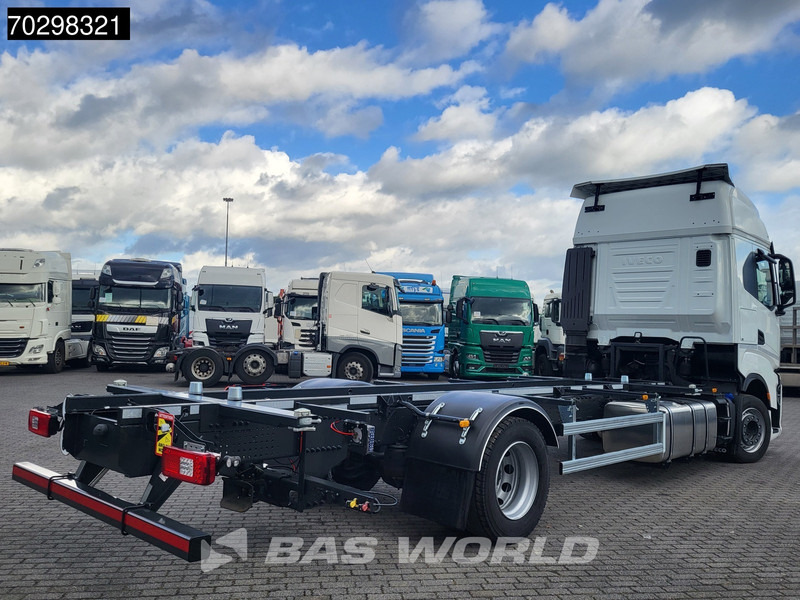 Iveco S-Way 460 4X2 NEW! BDF Navi ACC LED Automatic Euro 6 - Containerwagen/ Wechselfahrgestell LKW: das Bild 5 Iveco S-Way 460 4X2 NEW! BDF Navi ACC LED Automatic Euro 6 - Containerwagen/ Wechselfahrgestell LKW: das Bild 5