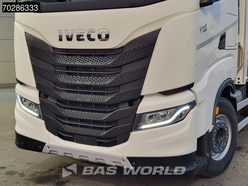 Plane LKW, Zustand - NEU Iveco S-Way 490 6X2 NEW! 2000kg Ladebordwand Retarder Automatic Navi ACC Standklima: das Bild 10