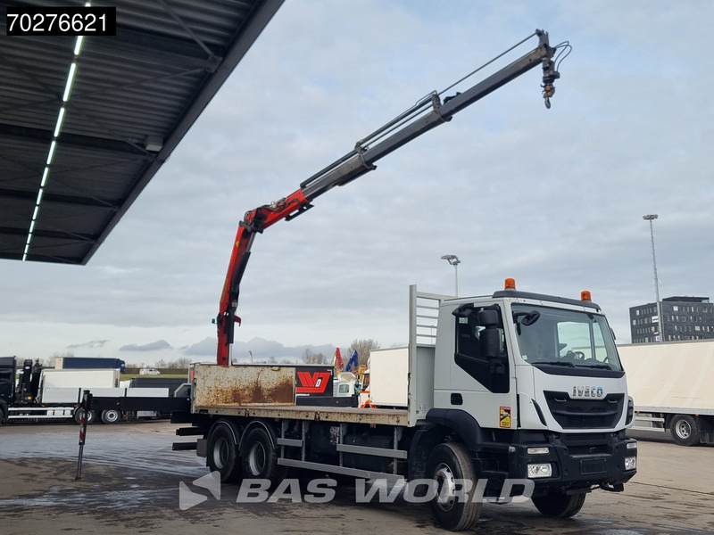 Iveco Trakker 360 6X4 Palfinger PK17.001 SLD Remote Steelsuspension Big-Axle - Pritsche LKW, Autokran: das Bild 3 Iveco Trakker 360 6X4 Palfinger PK17.001 SLD Remote Steelsuspension Big-Axle - Pritsche LKW, Autokran: das Bild 3