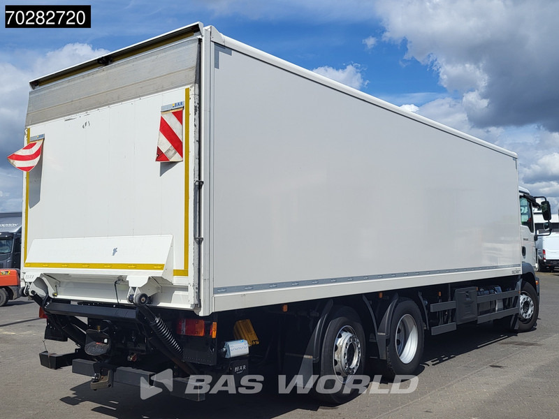 Koffer LKW MAN TGM 26.320 6X2 2000kg Ladebordwand Automatic Lift+steering axle Navi Euro 6: das Bild 5
