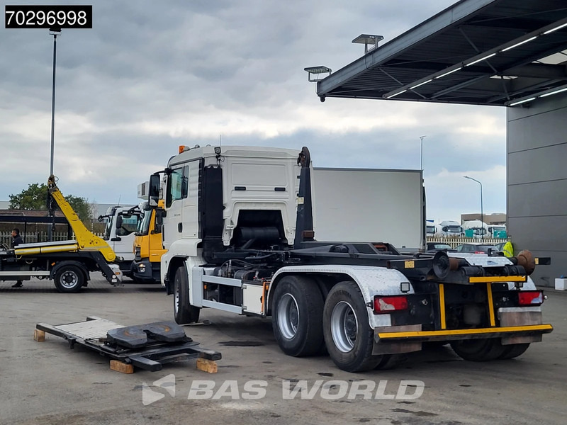 MAN TGS 33.440 6X4 25Ton AJK NHS25-5930 hooklift with 5th wheel Wechselsystem Manual Big-Axle Euro 5 - Abrollkipper: das Bild 2 MAN TGS 33.440 6X4 25Ton AJK NHS25-5930 hooklift with 5th wheel Wechselsystem Manual Big-Axle Euro 5 - Abrollkipper: das Bild 2