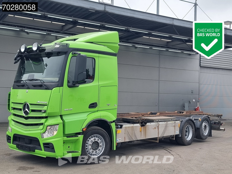 Mercedes-Benz Actros 2545 6X2 Hydraulic Liftable BDF system Lift+steering axle ADR Euro 6 - Containerwagen/ Wechselfahrgestell LKW: das Bild 1 Mercedes-Benz Actros 2545 6X2 Hydraulic Liftable BDF system Lift+steering axle ADR Euro 6 - Containerwagen/ Wechselfahrgestell LKW: das Bild 1