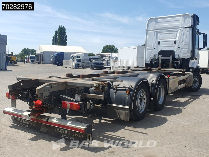 Mercedes-Benz Actros 2548 Actros 6X2 ACC Xenon Liftachse Euro 6 - Containerwagen/ Wechselfahrgestell LKW: das Bild 5 Mercedes-Benz Actros 2548 Actros 6X2 ACC Xenon Liftachse Euro 6 - Containerwagen/ Wechselfahrgestell LKW: das Bild 5