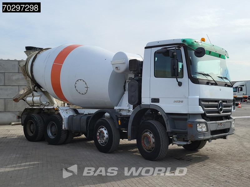 Mercedes-Benz Actros 3236 8X4 9m3 Liebherr 3-Pedals Steelsuspension Big-Axle Euro 3 - Fahrmischer: das Bild 3 Mercedes-Benz Actros 3236 8X4 9m3 Liebherr 3-Pedals Steelsuspension Big-Axle Euro 3 - Fahrmischer: das Bild 3