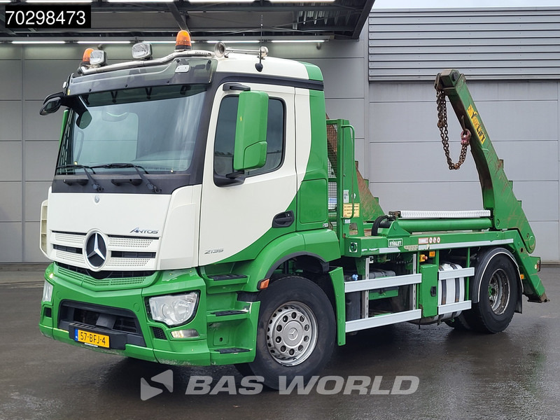 Mercedes-Benz Antos 2135 4X2 NL-Truck APK 14Tons Hyva Lift Skiploader Automatic Euro 6 - Absetzkipper: das Bild 3 Mercedes-Benz Antos 2135 4X2 NL-Truck APK 14Tons Hyva Lift Skiploader Automatic Euro 6 - Absetzkipper: das Bild 3