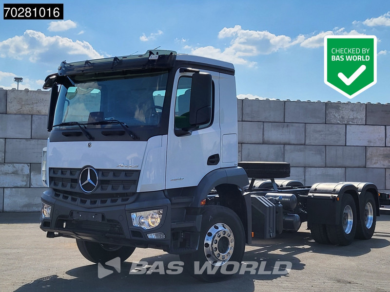 Mercedes-Benz Arocs 2640 6X4 NEW chassis PTO preparation Big-Axle Alcoa Automatic Euro 6 - Fahrgestell LKW: das Bild 1 Mercedes-Benz Arocs 2640 6X4 NEW chassis PTO preparation Big-Axle Alcoa Automatic Euro 6 - Fahrgestell LKW: das Bild 1