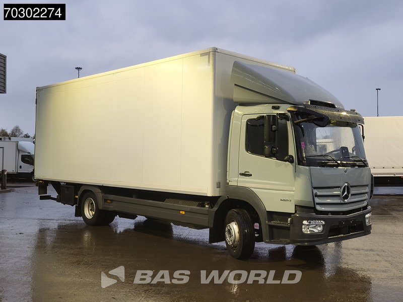 Mercedes-Benz Atego 1224 Atego 4X2 6-Cylinder 12t Automatic Tail Gate Euro 6 - Koffer LKW: das Bild 3 Mercedes-Benz Atego 1224 Atego 4X2 6-Cylinder 12t Automatic Tail Gate Euro 6 - Koffer LKW: das Bild 3