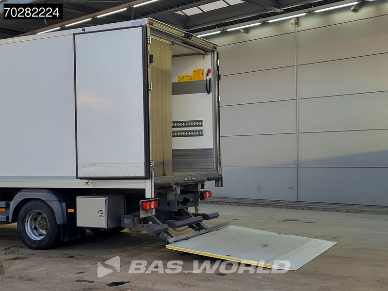 Mercedes-Benz Atego 1324 Atego 4X2 Thermo King T-1200R 1500kg Ladebordwand Automatic Euro 6 - Kühlkoffer LKW: das Bild 3 Mercedes-Benz Atego 1324 Atego 4X2 Thermo King T-1200R 1500kg Ladebordwand Automatic Euro 6 - Kühlkoffer LKW: das Bild 3