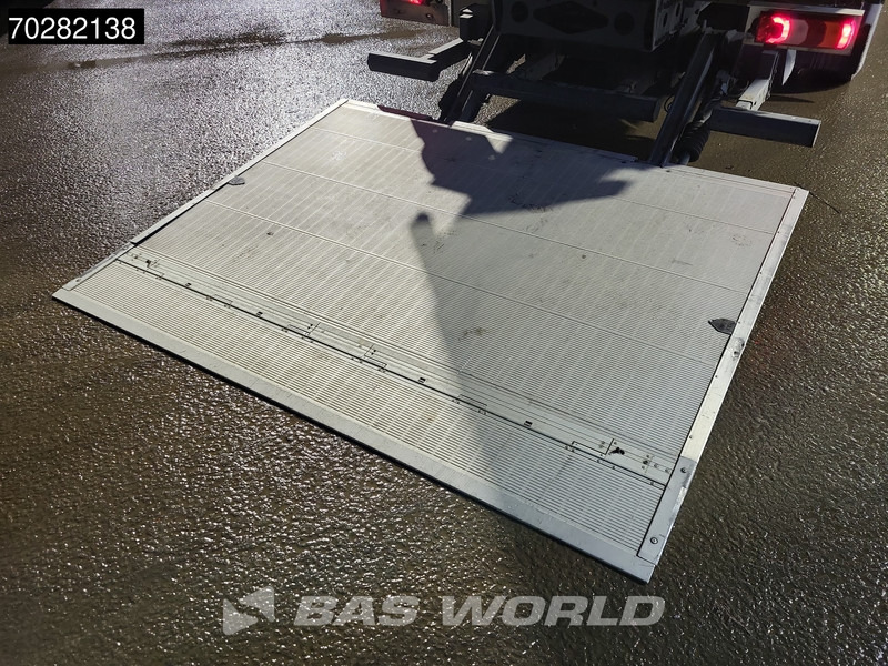 Mercedes-Benz Atego 1524 Atego 4X2 6-Cylinder Auromatic Thermo King Euro 6 - Kühlkoffer LKW: das Bild 5 Mercedes-Benz Atego 1524 Atego 4X2 6-Cylinder Auromatic Thermo King Euro 6 - Kühlkoffer LKW: das Bild 5