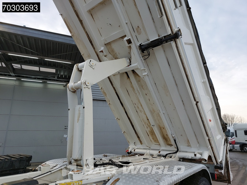 Renault C 440 K 8X4 Retarder Full Steel Big Axle Retarder Euro 6 - Kipper: das Bild 3 Renault C 440 K 8X4 Retarder Full Steel Big Axle Retarder Euro 6 - Kipper: das Bild 3