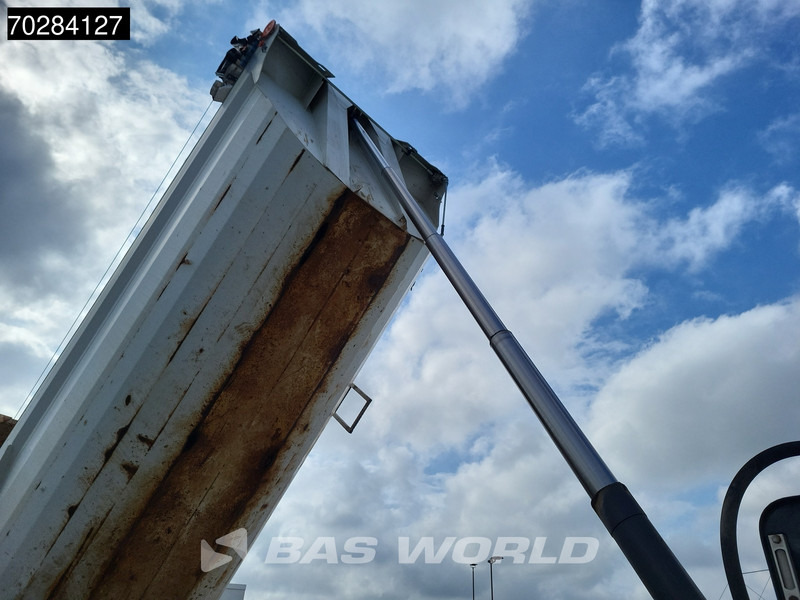 Renault Kerax 480 8X4 15m3 Retarder Big-Axle Steelsuspension Euro 5 - Kipper: das Bild 3 Renault Kerax 480 8X4 15m3 Retarder Big-Axle Steelsuspension Euro 5 - Kipper: das Bild 3