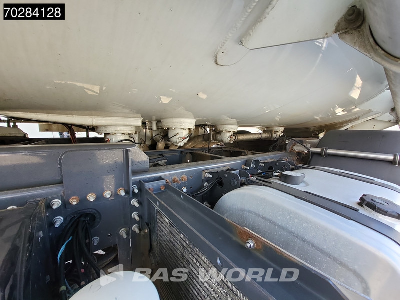 Tankwagen Für die Beförderung von Kraftstoff Renault Premium 380 4X4 4x4 14.000 Liter Fuel tanker 6 compartments ADR Hydrodrive Euro 5: das Bild 17 Tankwagen Für die Beförderung von Kraftstoff Renault Premium 380 4X4 4x4 14.000 Liter Fuel tanker 6 compartments ADR Hydrodrive Euro 5: das Bild 17