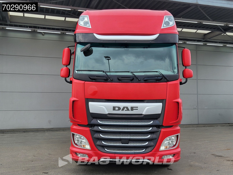 Sattelzugmaschine DAF XF 450 XF 4X2 SSC PTO ACC Euro 6D: das Bild 6
