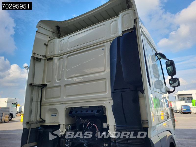 DAF XF 480 4X2 ENGINE PROBLEM! SC Mega ACC Standklima Euro 6 - Sattelzugmaschine: das Bild 5 DAF XF 480 4X2 ENGINE PROBLEM! SC Mega ACC Standklima Euro 6 - Sattelzugmaschine: das Bild 5