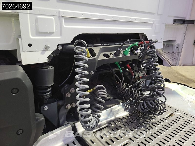 DAF XF 480 4X2 Mega 2xTanks ACC LED Euro 6 - Sattelzugmaschine: das Bild 2 DAF XF 480 4X2 Mega 2xTanks ACC LED Euro 6 - Sattelzugmaschine: das Bild 2