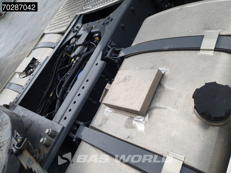 Sattelzugmaschine DAF XF 480 4X2 NL-Truck 2xTanks Euro 6: das Bild 9