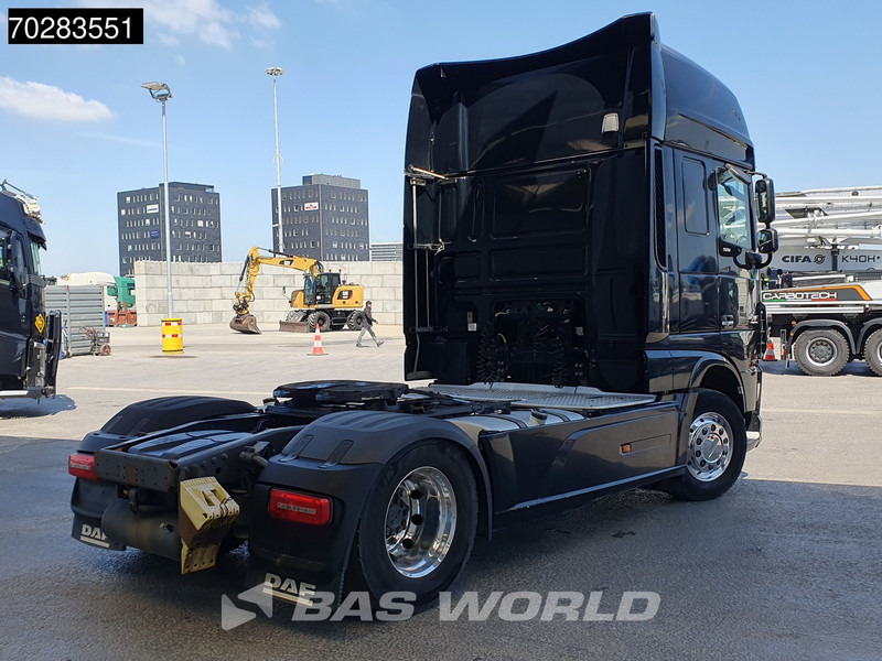DAF XF 510 4X2 SSC Retarder 2x Tanks Alcoa's Standklima Leather - Sattelzugmaschine: das Bild 5 DAF XF 510 4X2 SSC Retarder 2x Tanks Alcoa's Standklima Leather - Sattelzugmaschine: das Bild 5