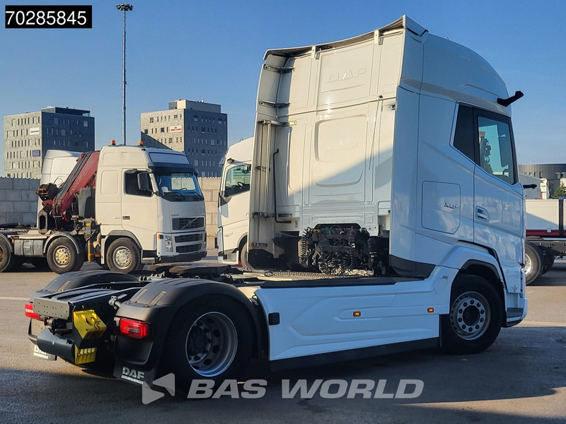 DAF XG+ 530 XG+ 4X2 XG+ Retarder MirrorCam 2xTanks Standklima ACC Navi LED Euro 6 - Sattelzugmaschine: das Bild 5 DAF XG+ 530 XG+ 4X2 XG+ Retarder MirrorCam 2xTanks Standklima ACC Navi LED Euro 6 - Sattelzugmaschine: das Bild 5