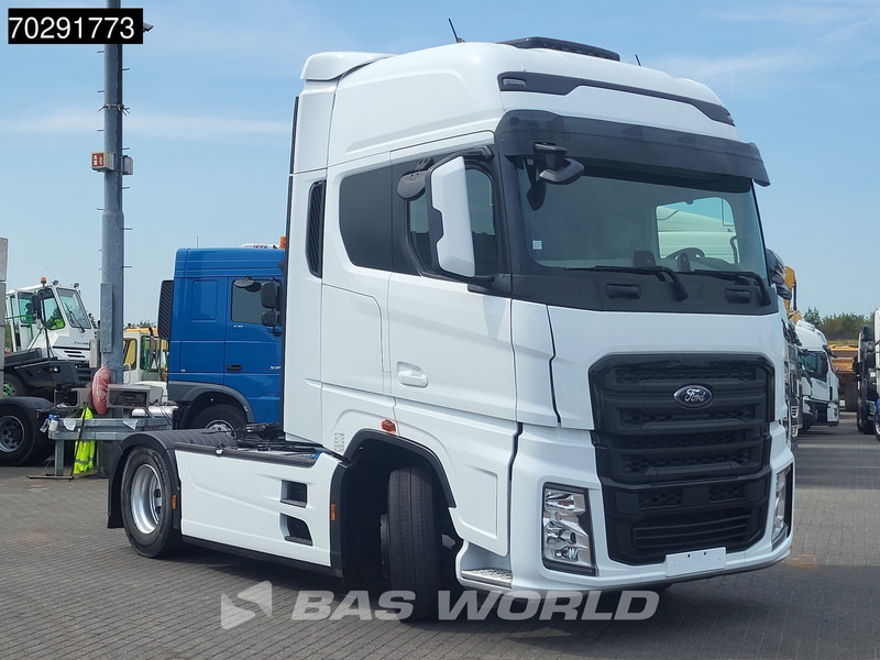 Ford F-Max 500 4X2 Retarder 2xTanks Standklima Navi Euro 6 - Sattelzugmaschine: das Bild 3 Ford F-Max 500 4X2 Retarder 2xTanks Standklima Navi Euro 6 - Sattelzugmaschine: das Bild 3