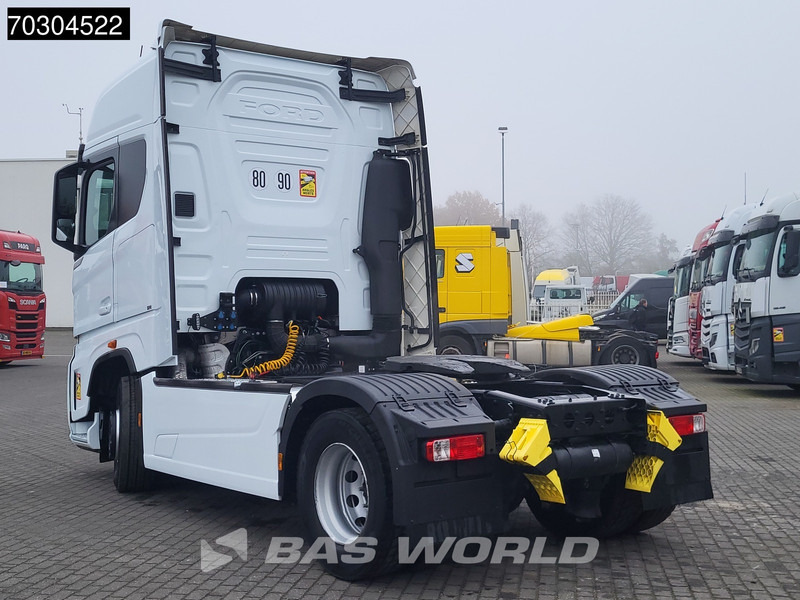 Ford F-Max 500 4X2 Retarder Standklima 2xTanks ACC LED Euro 6 - Sattelzugmaschine: das Bild 2 Ford F-Max 500 4X2 Retarder Standklima 2xTanks ACC LED Euro 6 - Sattelzugmaschine: das Bild 2